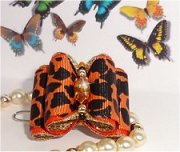 Navette Cristal swarovski, 2 perles en métal et rocailles.