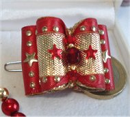3 perles cristal swarovski et rocailles.