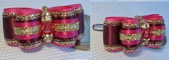Perle toupie swarovski entourée de deux strass rondelles et rocailles.