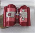 Perles Swarovski, deux métal argent rocailles. 3 Strass cristal.